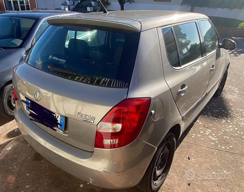 Usata Skoda Fabia 86 CV (63 kW) 2008 Grigio Utilitaria