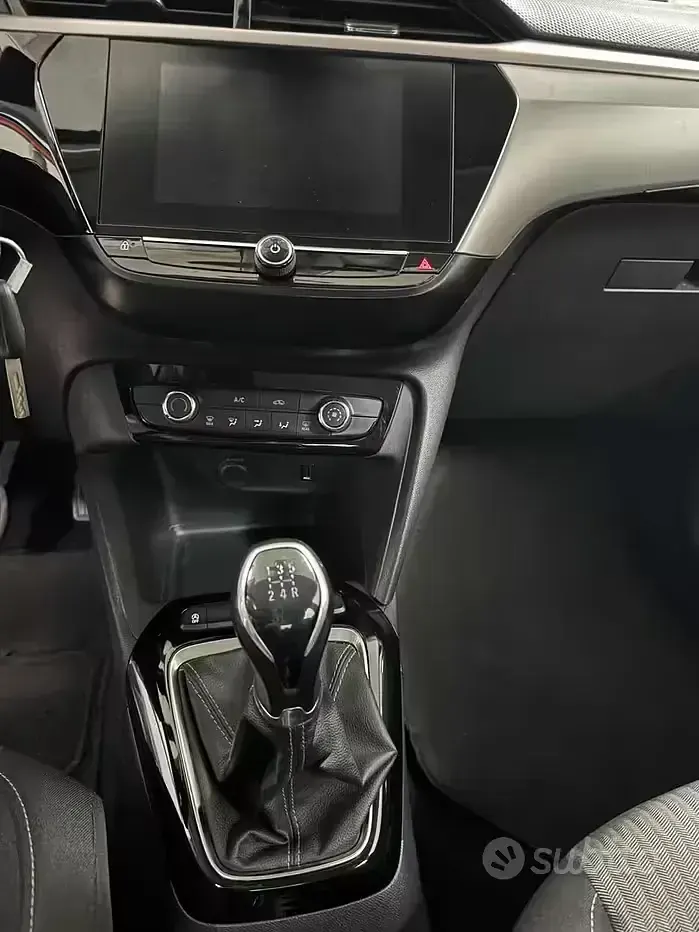 Usata Opel Corsa Elegance 75 CV (55 kW) 2019 Arancione Utilitaria