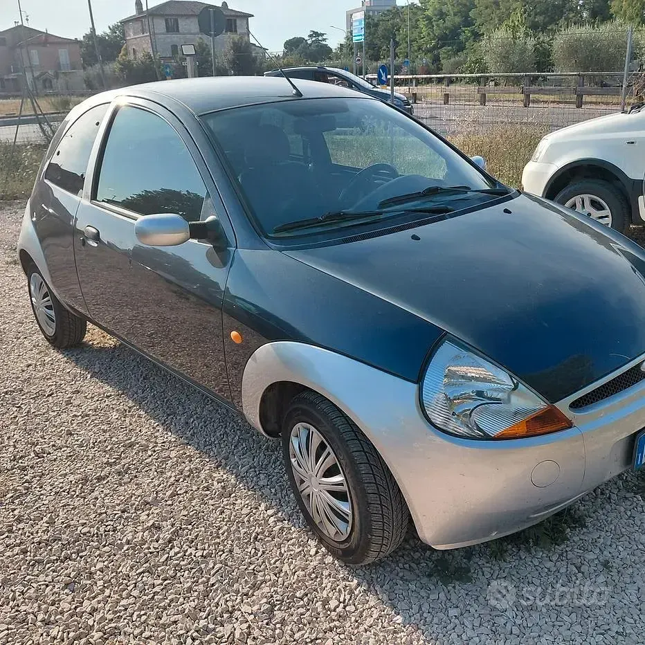 Usata Ford Ka 69 CV (50 kW) 2006 Bluazzurro Utilitaria
