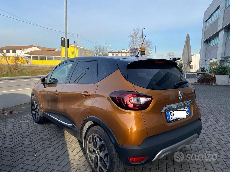 Usata Renault Captur 90 CV (66 kW) 2018 Marrone SUV