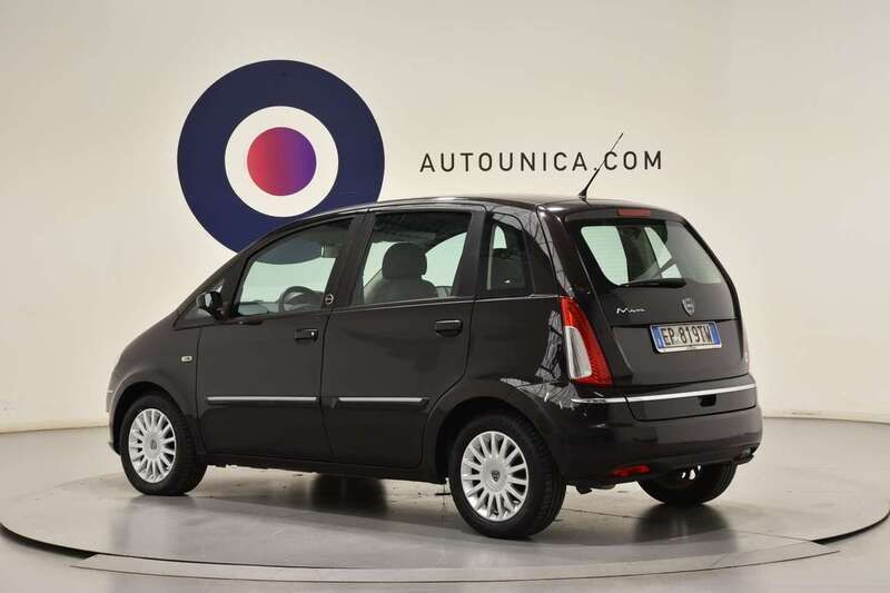 Usata Lancia Musa 95 CV (69 kW) 2012 Nero Monovolume