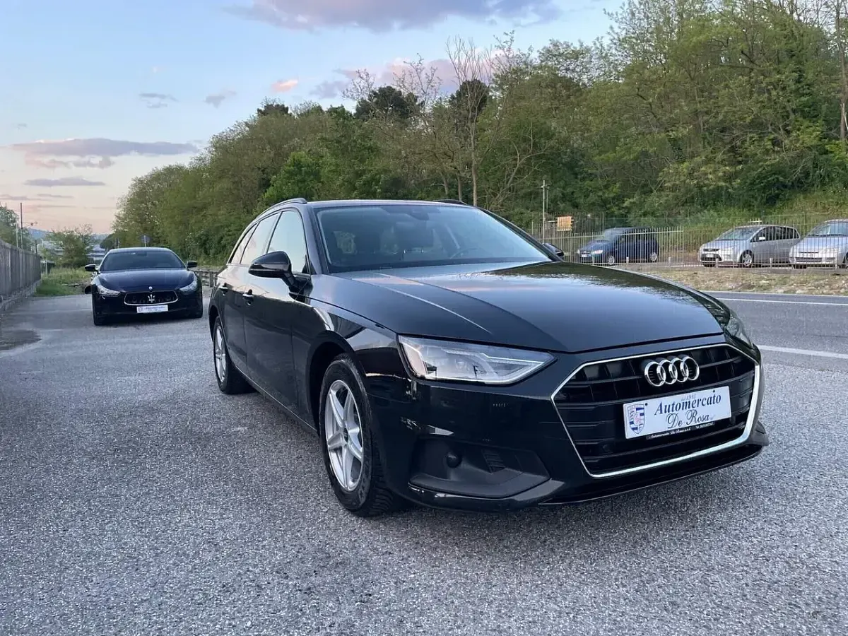 Usata Audi A4 Advanced 163 CV (119 kW) 2022 Nero Station wagon