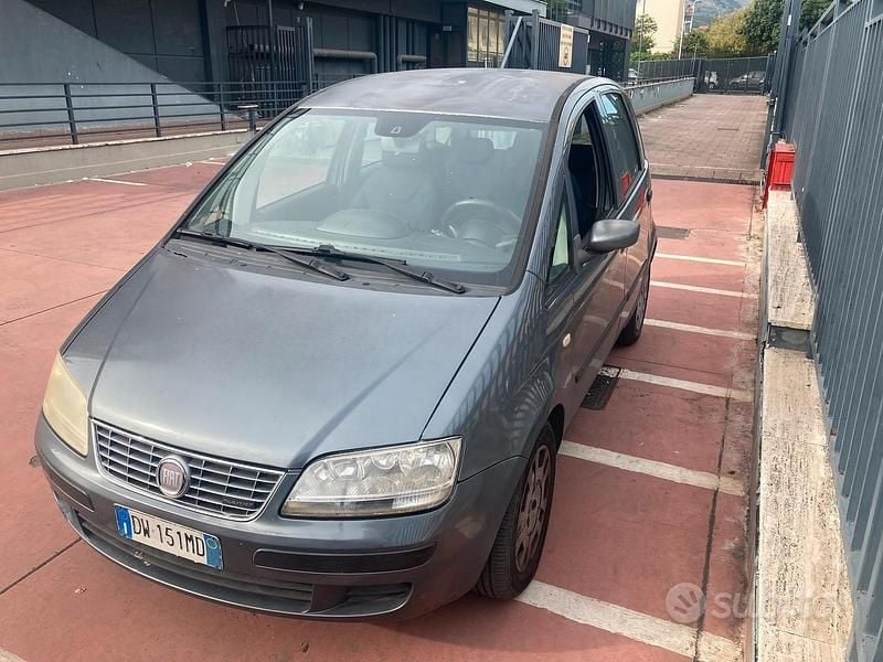 Usata Fiat Idea 70 CV (51 kW) 2009 Monovolume