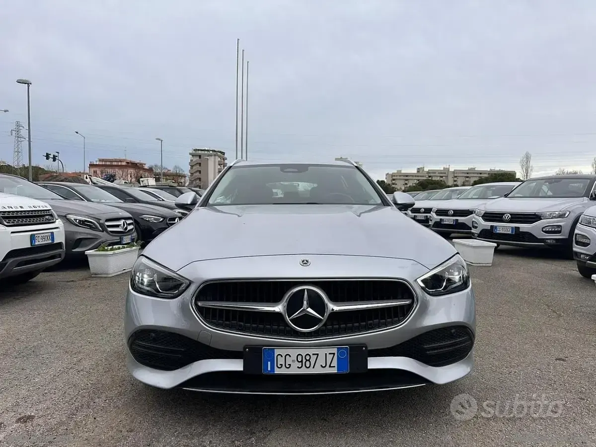Usata Mercedes C200 Business 163 CV (119 kW) 2022 Argento Station wagon