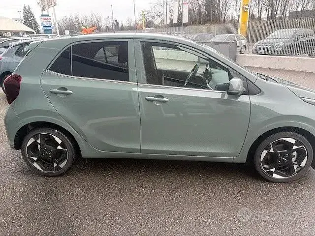 Nuova Kia Picanto Urban 68 CV (50 kW) 2026 Verde Utilitaria