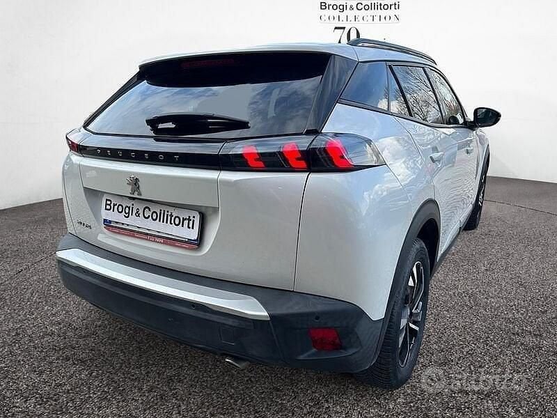 Usata Peugeot 2008 Allure 131 CV (96 kW) 2022 Bianco SUV