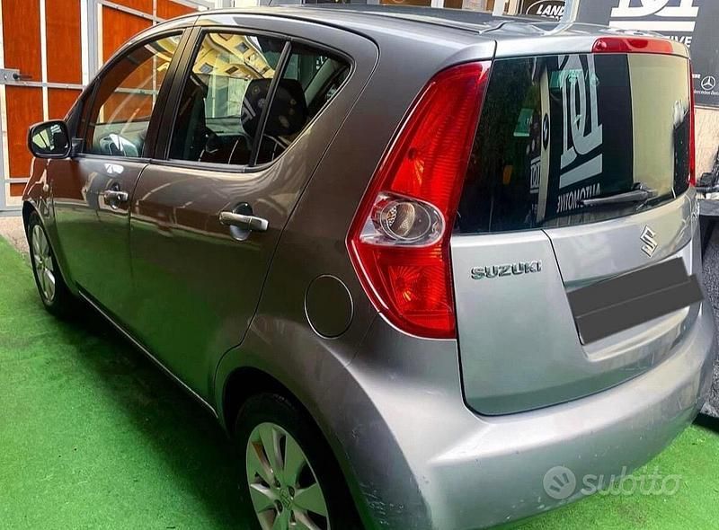Usata Suzuki Splash GLS 65 CV (47 kW) 2010 Grigio Utilitaria