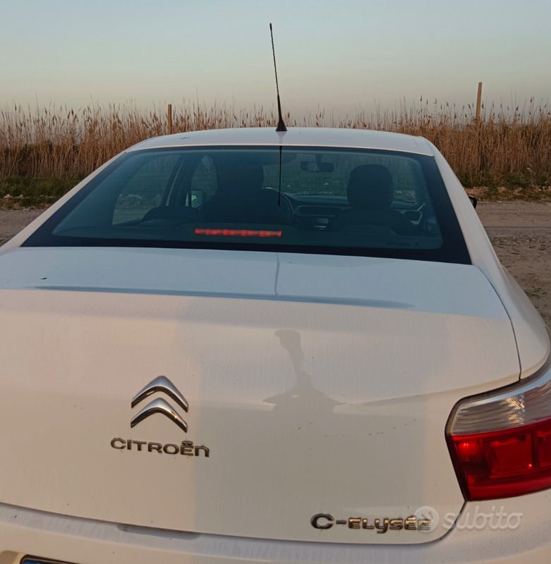 Usata 2016 Citroën C-Elysee I Tre volumi | 7500 € (Cara) - Immagine 1/3