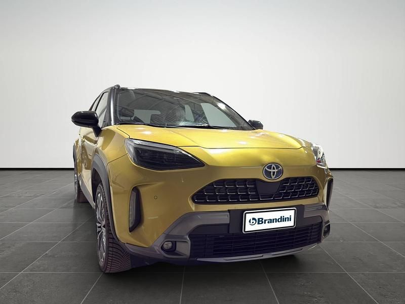 Usata Toyota Yaris Cross Trend 116 CV (85 kW) 2022 Giallo tetto nero SUV