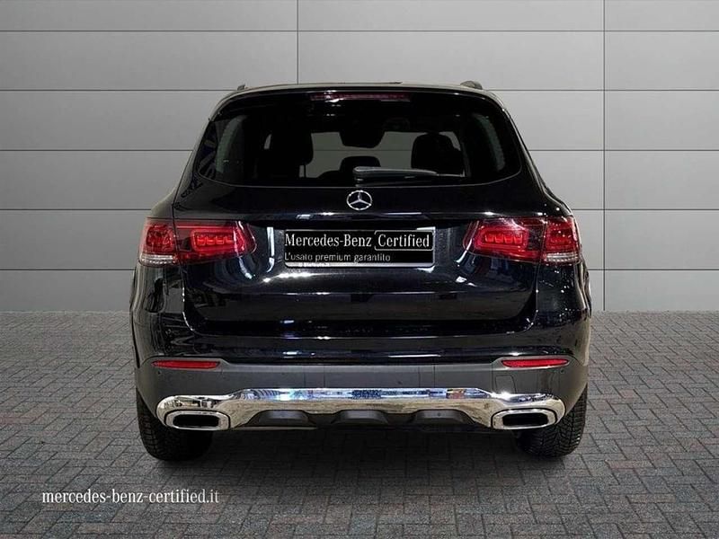 Usata Mercedes GLC220 194 CV (142 kW) 2019 Nero ossidiana SUV