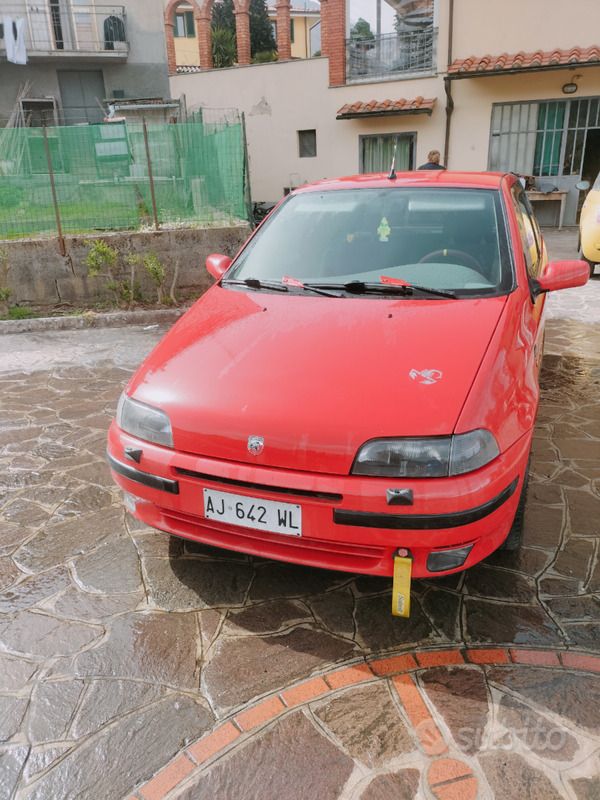 Usata 1995 Fiat Punto Due volumi | 7500 € - Immagine 1/4