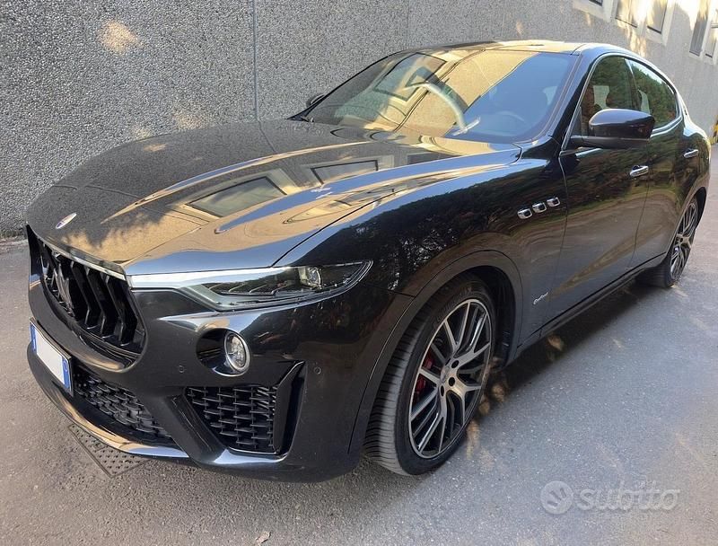 Usata Maserati GranSport 250 CV (183 kW) 2021 Nero Station wagon