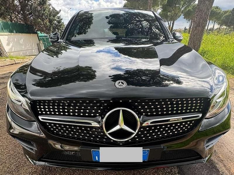 Usata Mercedes GLC250 AMG 204 CV (150 kW) 2018 Nero Coupé