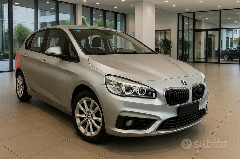 Grigio Usata 2018 BMW 225 Active Tourer Comfort Edition Monovolume | 16.200 € (Buon prezzo) - Immagine 1/4