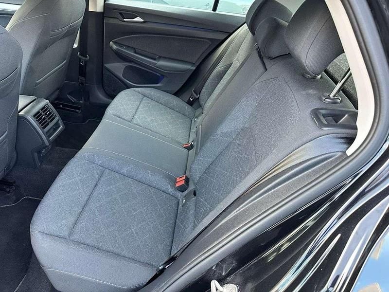 Usata VW Golf VIII Life 110 CV (80 kW) 2023 Antracite Berlina