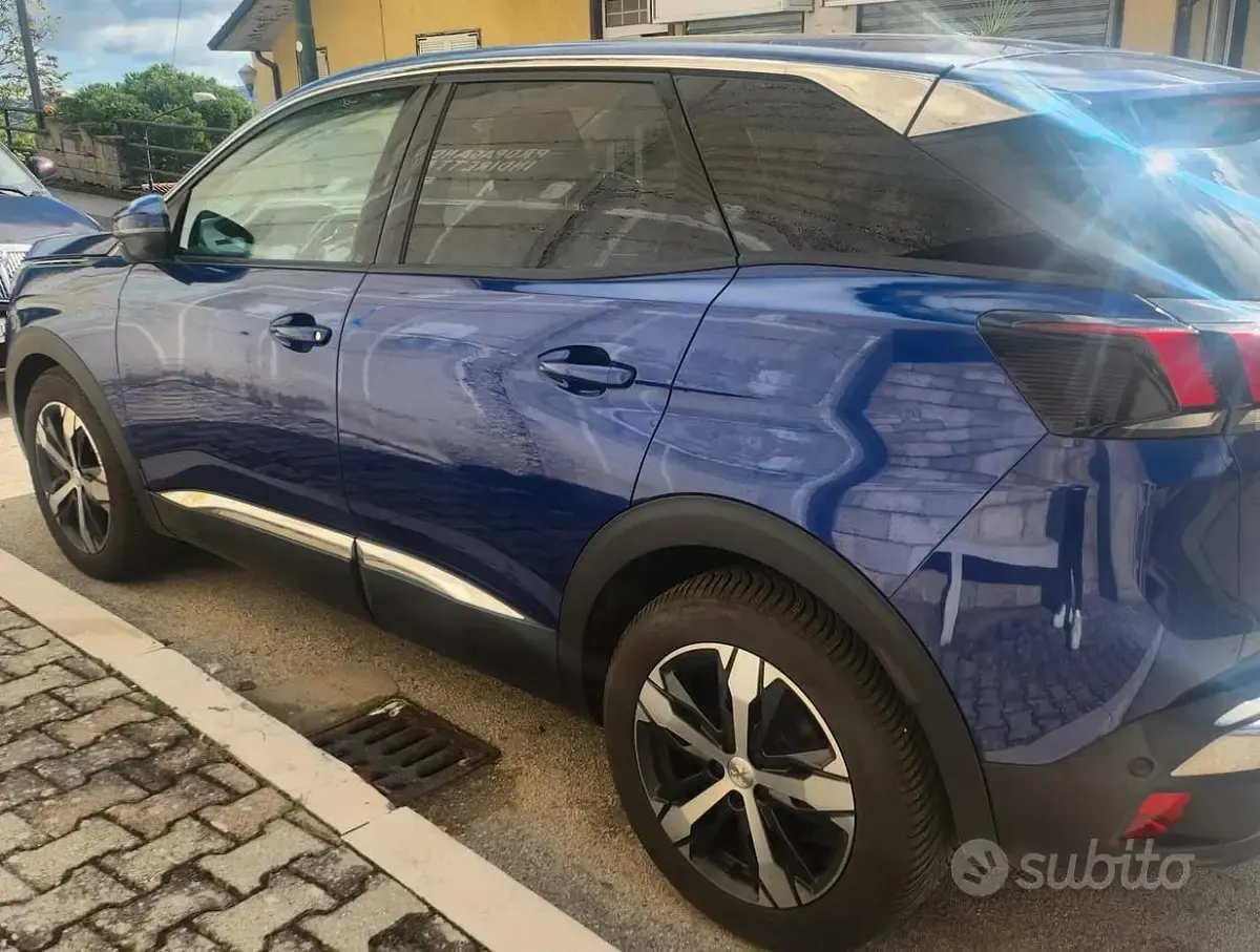Usata Peugeot 3008 120 CV (88 kW) 2018 Blu SUV
