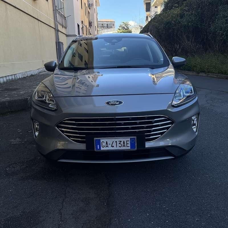 Usata Ford Kuga Titanium 120 CV (88 kW) 2020 SUV