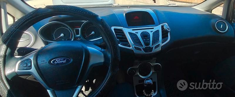 Usata Ford Fiesta Titanium 2008 Nero Utilitaria