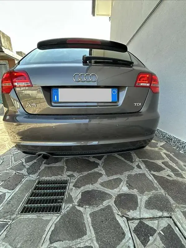 Usata Audi A3 Sportback Ambition 140 CV (102 kW) 2011 Grigio Utilitaria
