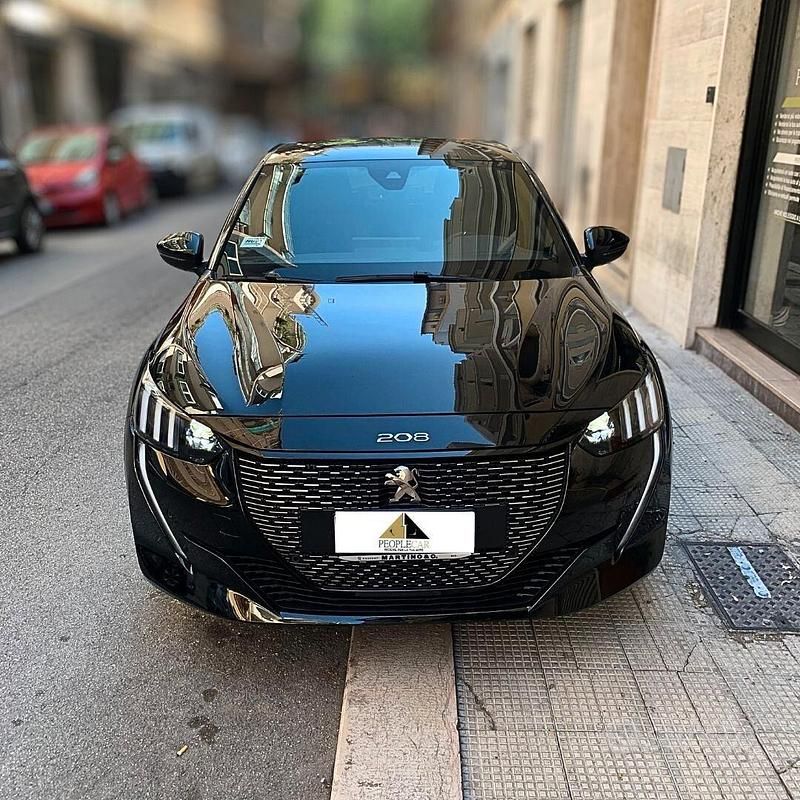 Usata Peugeot 208 GT 102 CV (75 kW) 2023 Nero Utilitaria