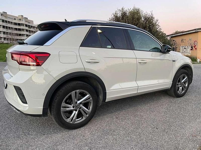 Usata VW T-Roc R-line 110 CV (80 kW) 2023 Grigio SUV