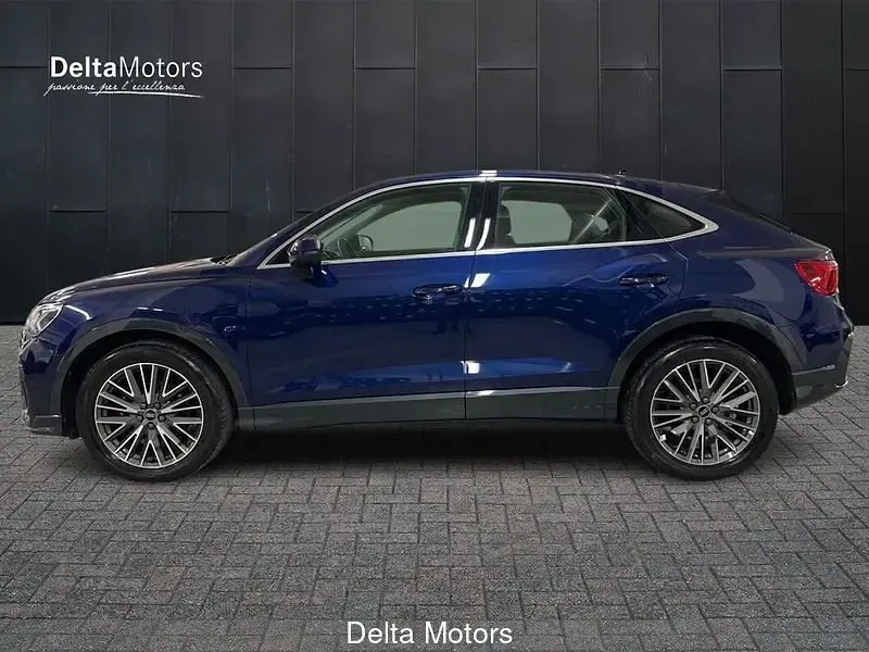 Occasion Audi Q3 Sportback Business Plus 150 ch (110 kW) 2022 Bleue SUV