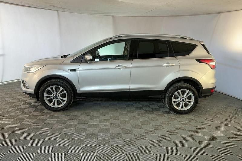 Usata Ford Kuga Titanium 120 CV (88 kW) 2018 Argento SUV