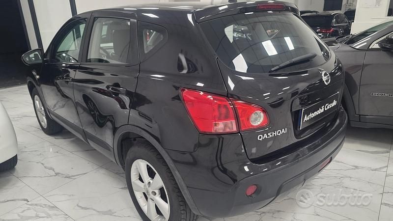 Usata Nissan Qashqai Tekna 141 CV (103 kW) 2009 Grigio SUV