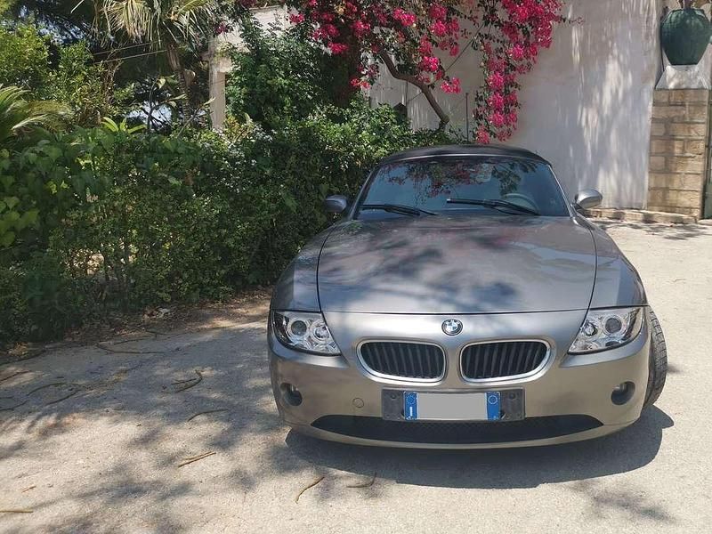 Usata BMW Z4 192 CV (141 kW) 2003 Grigio Cabrio
