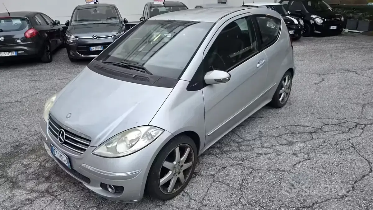 Usata Mercedes A150 Avantgarde 95 CV (69 kW) 2005 Nero Coupé