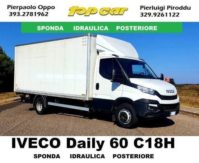Usata Iveco Daily 170 CV (125 kW) 2016 Bianco pastello Furgone