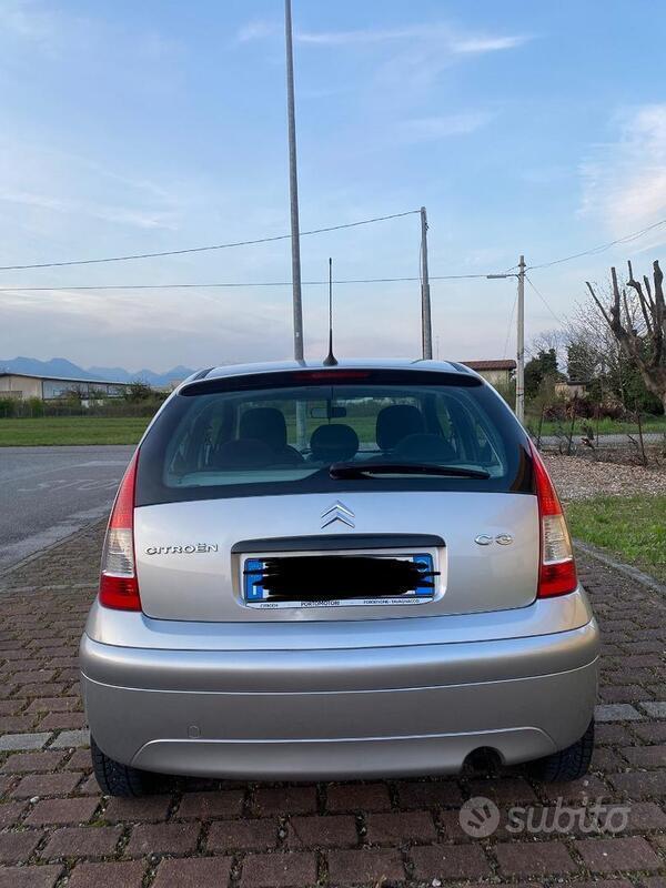 Usato 2009 Citroën C3 1.1 Benzin 60 CV (5.900 €)