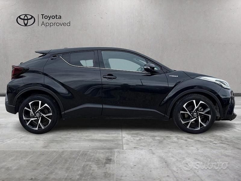 Usata Toyota C-HR Trend 122 CV (89 kW) 2022 Nero SUV