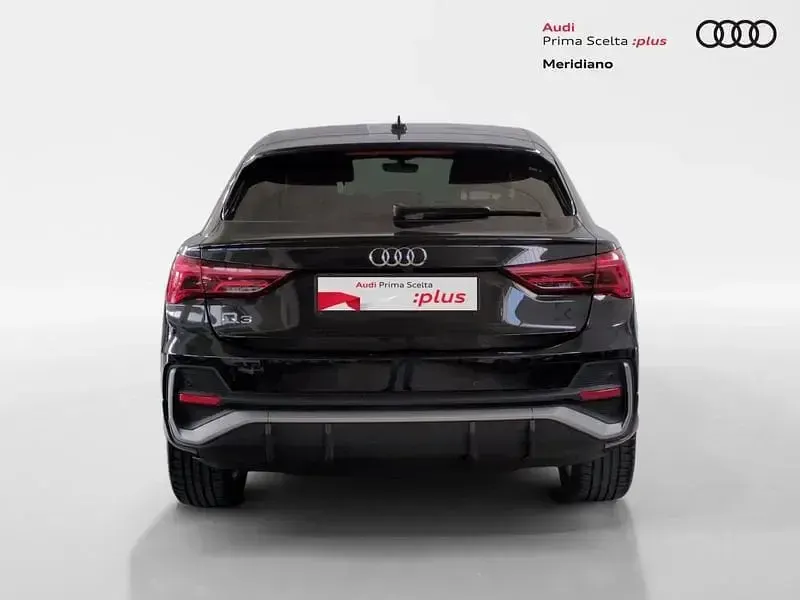 Usata Audi Q3 Sportback S-Line 150 CV (110 kW) 2022 Nero mythos metallizzato SUV