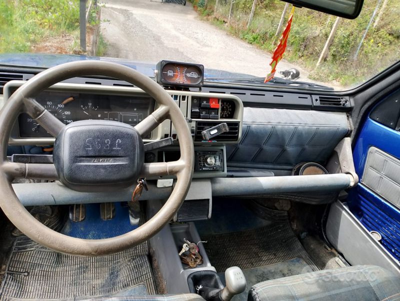 Usata Fiat Panda 4x4 Club 54 CV (39 kW) 1996 Blu Utilitaria