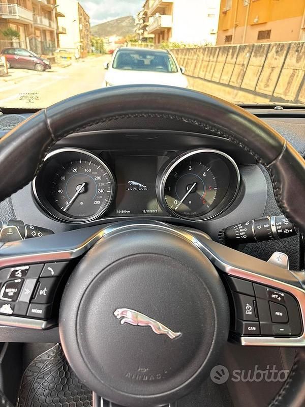Usata Jaguar F-Pace R-Sport 250 CV (183 kW) 2017 Nero SUV
