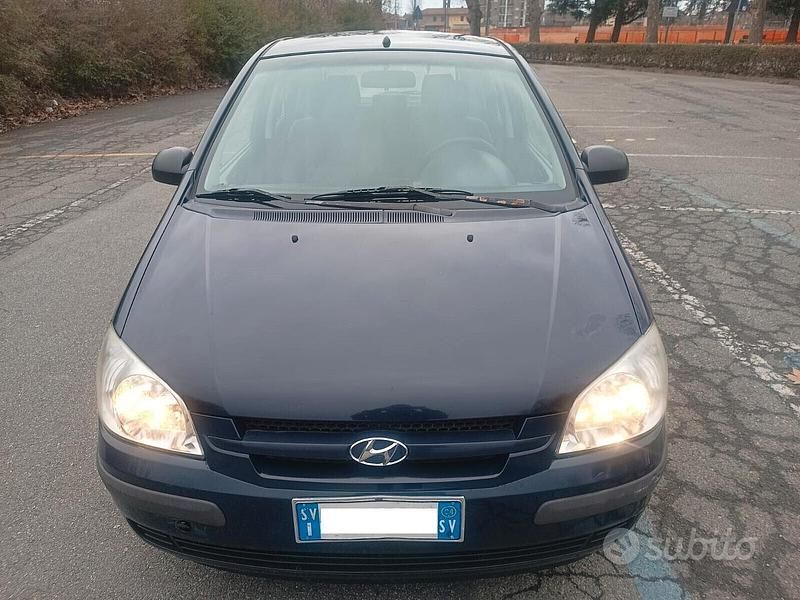 Usata Hyundai Getz 82 CV (60 kW) 2004 Blu Utilitaria