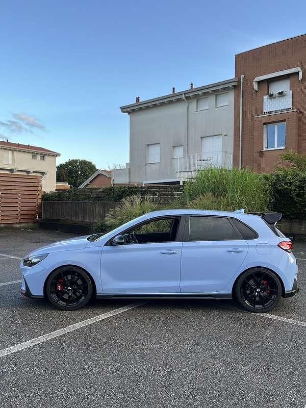 Usata Hyundai i30 N Performance 275 CV (202 kW) 2018 Blu/azzurro Berlina