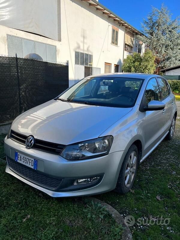 Grigio Usata 2010 VW Polo Due volumi | 4500 € - Immagine 1/4
