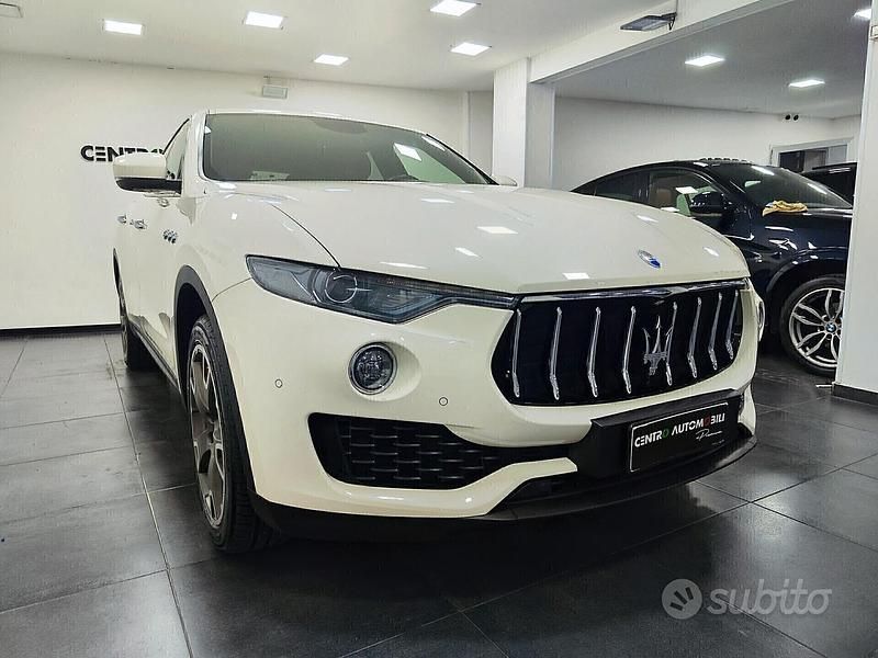 Usata Maserati Levante 275 CV (202 kW) 2017 Bianco SUV