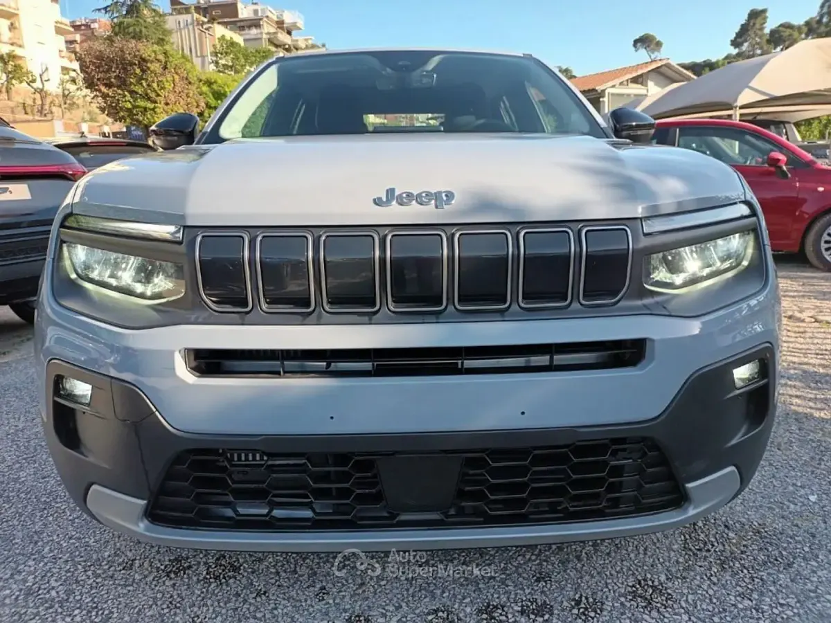 Usata Jeep Avenger Altitude 101 CV (74 kW) 2025 Gray SUV
