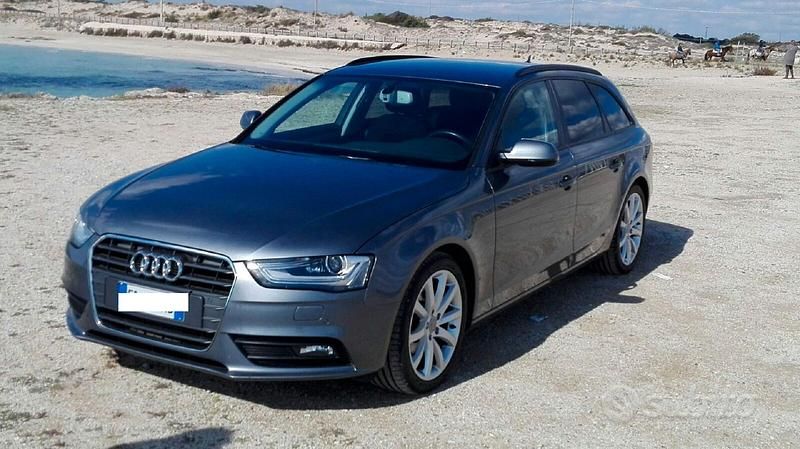 Grigio Usata 2012 Audi A4 Station wagon | 6300 € - Immagine 1/4