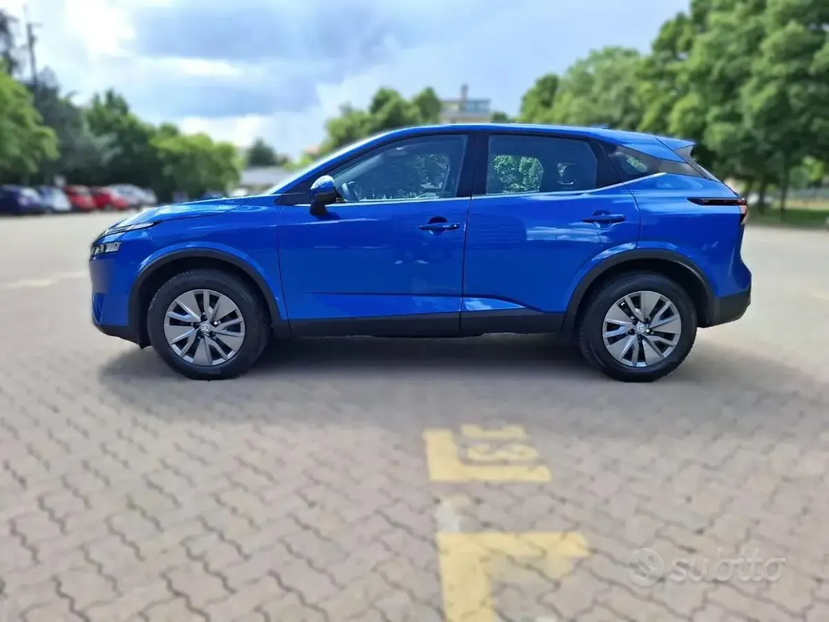Gebraucht Nissan Qashqai Visia 140 PS (102 kW) 2022 Blau SUV