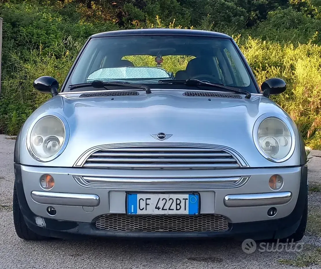 Usata Mini Cooper 116 CV (85 kW) 2003 Grigio Utilitaria