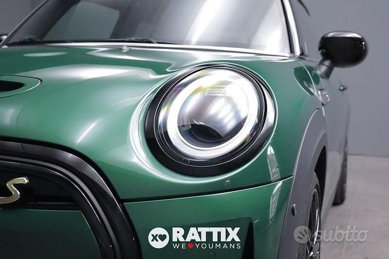 Usata Mini Cooper SE 75 kW (102 CV) 2022 Verde Utilitaria