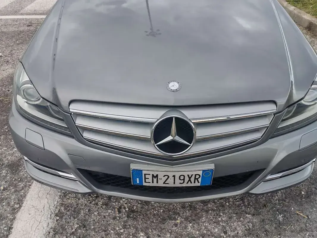 Usata Mercedes C220 Avantgarde 170 CV (125 kW) 2012 Berlina