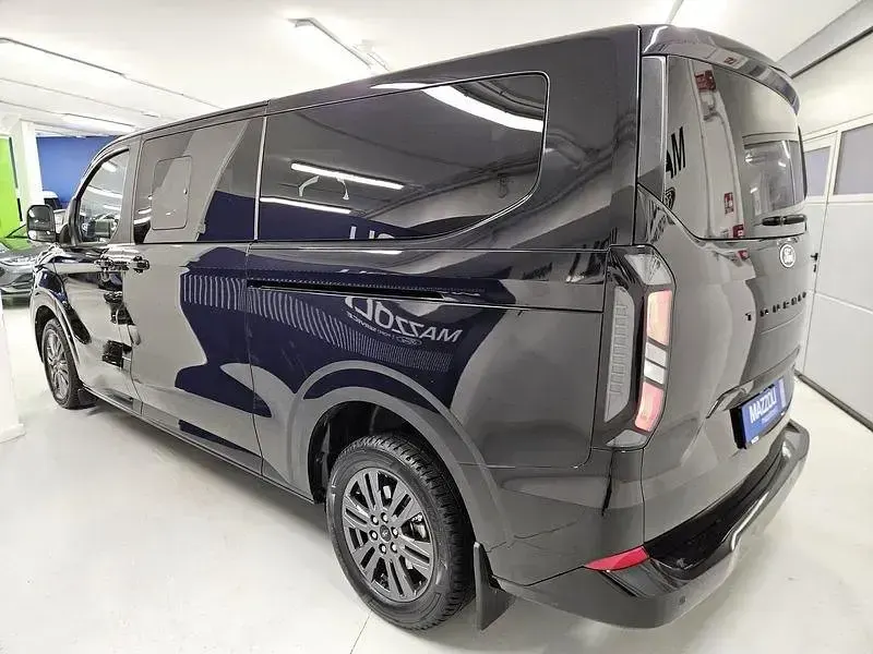 Usata Ford Tourneo Custom Titanium 169 CV (124 kW) 2025 Nero Furgone
