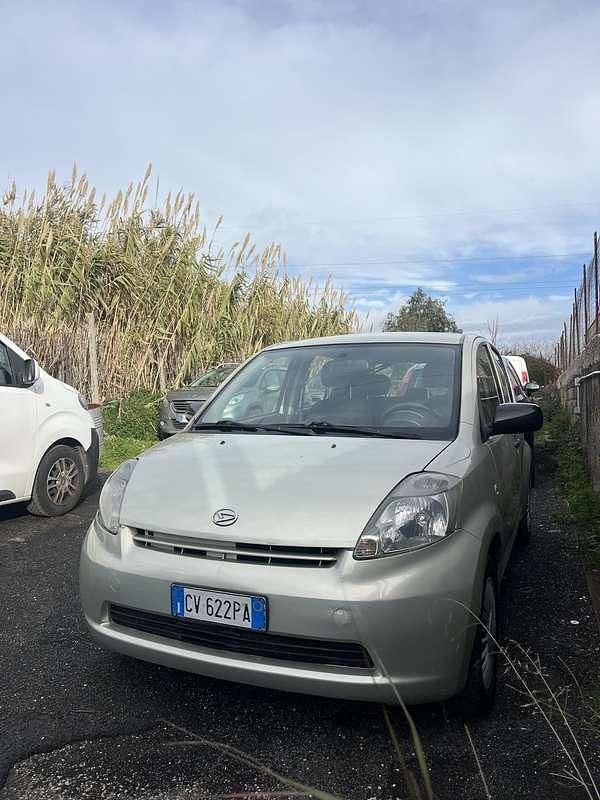 Usata Daihatsu Sirion 69 CV (50 kW) 2006 Utilitaria