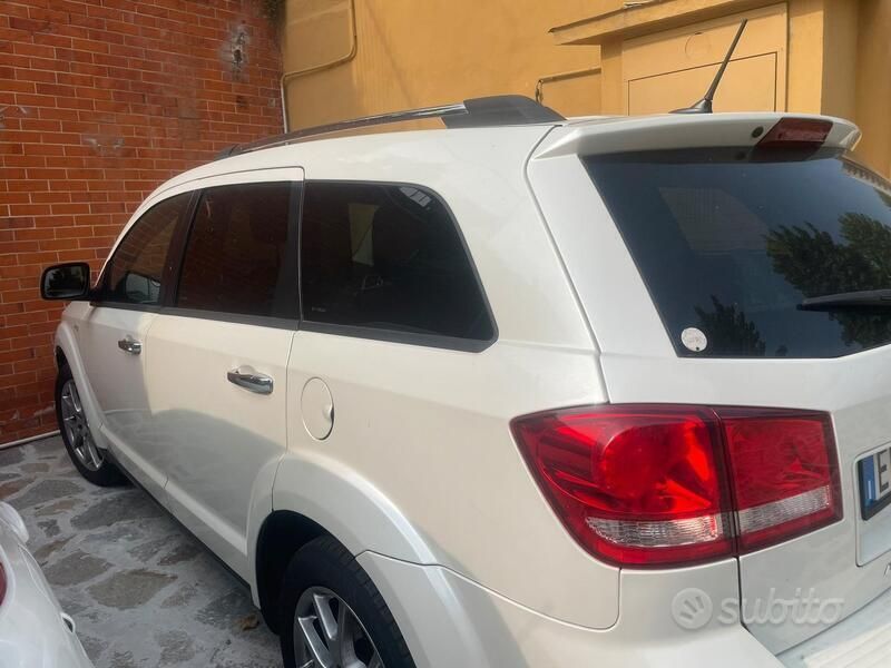 Usata Fiat Freemont 140 CV (102 kW) 2012 Bianco SUV