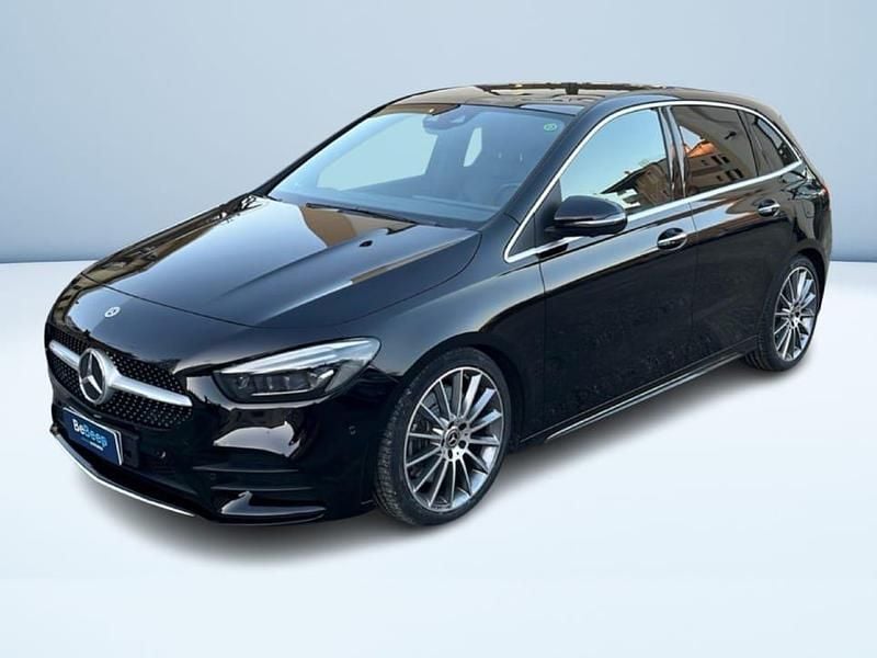 Nero Usata 2020 Mercedes B250 Premium Monovolume | 26.100 € - Immagine 1/4